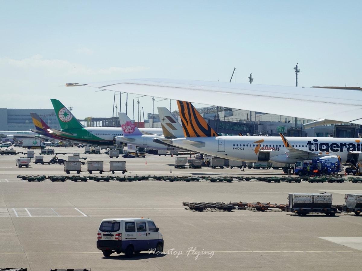 2025.10.10 國泰航空 CX450 台北-東京 777-300 飛行記錄
