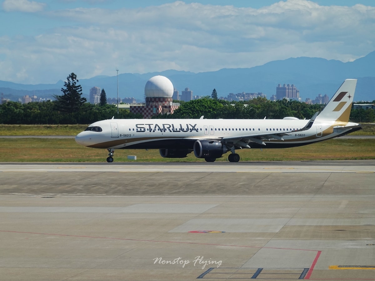 2025.10.10 國泰航空 CX450 台北-東京 777-300 飛行記錄