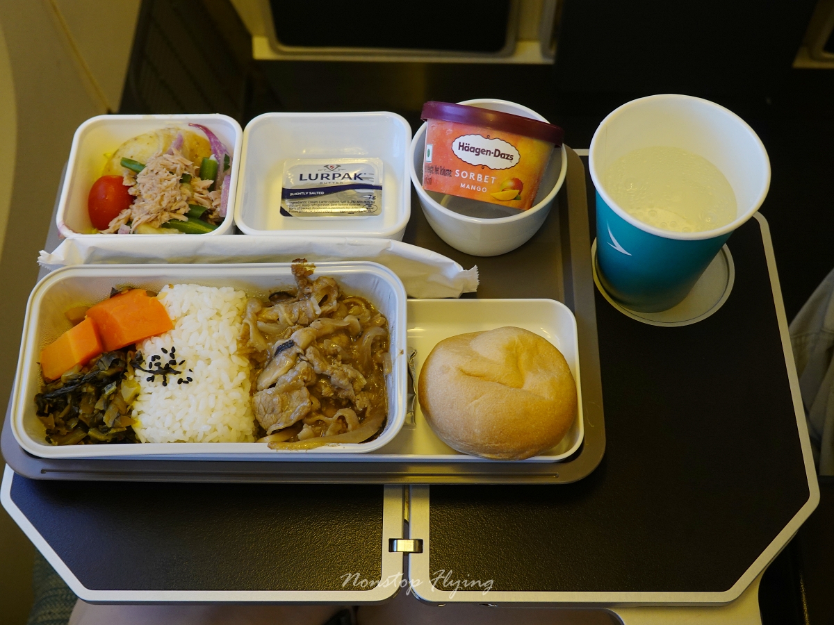 2025.10.13 國泰航空 CX451 東京-台北 777-300 飛行記錄 - 第73張圖 2025.10.13 國泰航空 CX451 東京-台北 777-300 飛行記錄