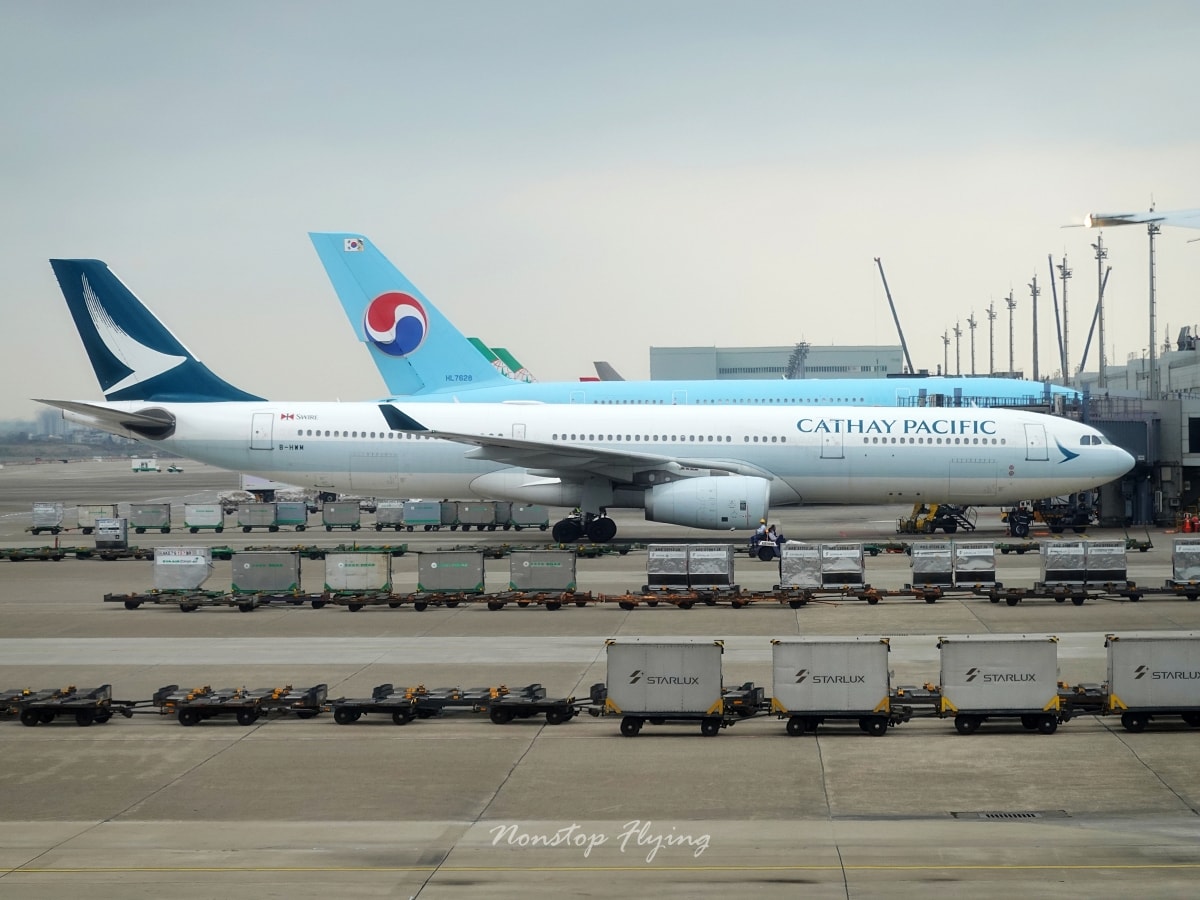 2025.11.21 國泰航空 CX564 台北-大阪 777-300 飛行記錄 - 第23張圖 2025.11.21 國泰航空 CX564 台北-大阪 777-300 飛行記錄