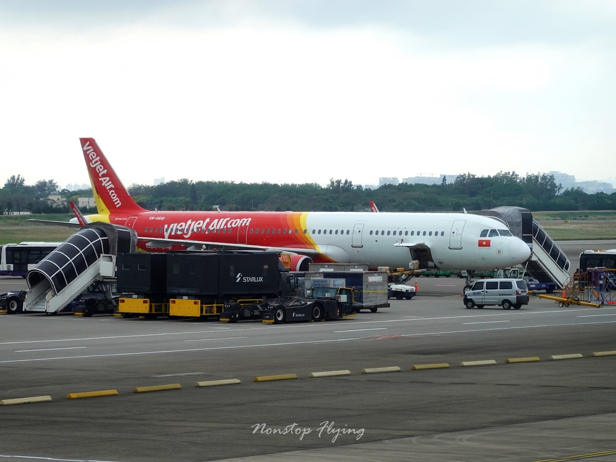 2025.11.21 國泰航空 CX564 台北-大阪 777-300 飛行記錄 - 第25張圖 2025.11.21 國泰航空 CX564 台北-大阪 777-300 飛行記錄