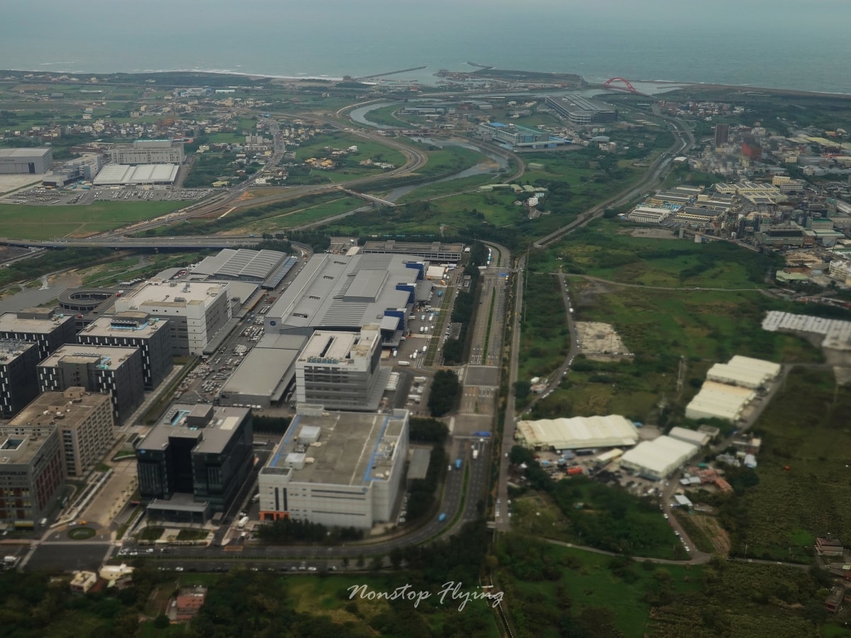 2025.11.21 國泰航空 CX564 台北-大阪 777-300 飛行記錄 - 第30張圖 2025.11.21 國泰航空 CX564 台北-大阪 777-300 飛行記錄