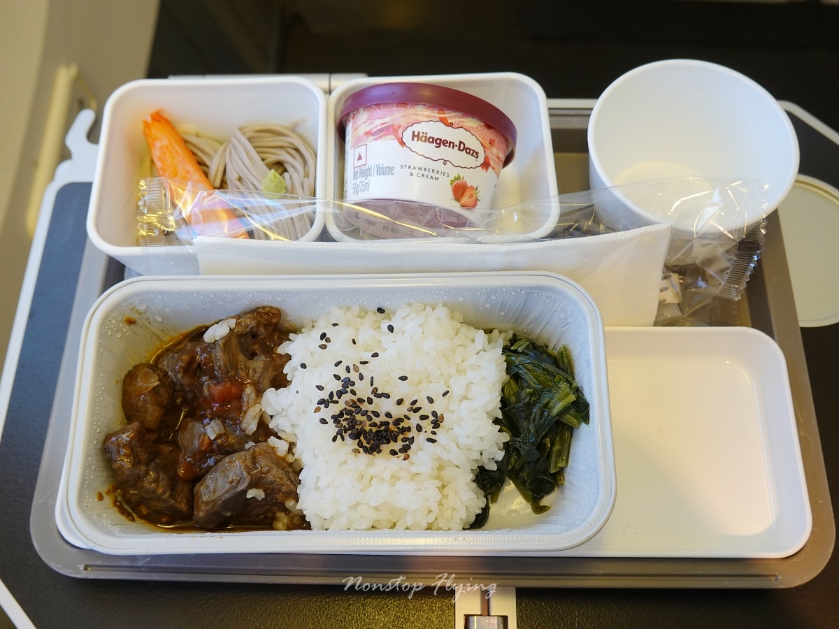 2025.11.25 國泰航空 CX565 大阪-台北 777-300 商務艙飛行記錄 - 第77張圖 2025.11.25 國泰航空 CX565 大阪-台北 777-300 商務艙飛行記錄