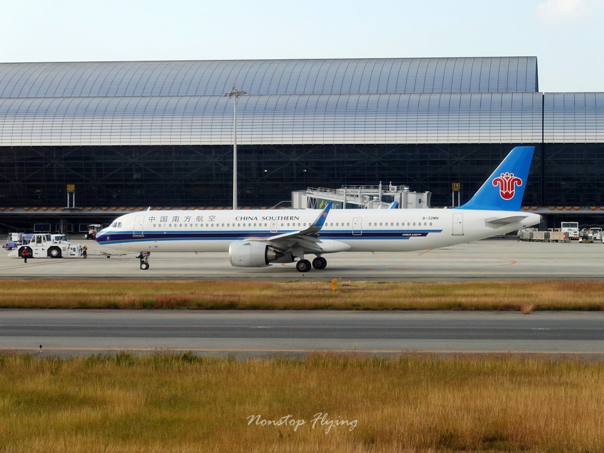 2025.11.21 國泰航空 CX564 台北-大阪 777-300 飛行記錄 - 第47張圖 2025.11.21 國泰航空 CX564 台北-大阪 777-300 飛行記錄