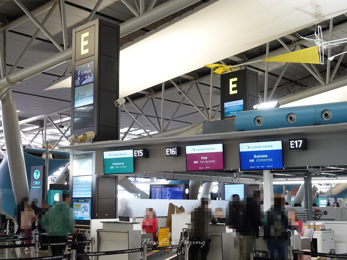 2025.11.25 國泰航空 CX565 大阪-台北 777-300 商務艙飛行記錄