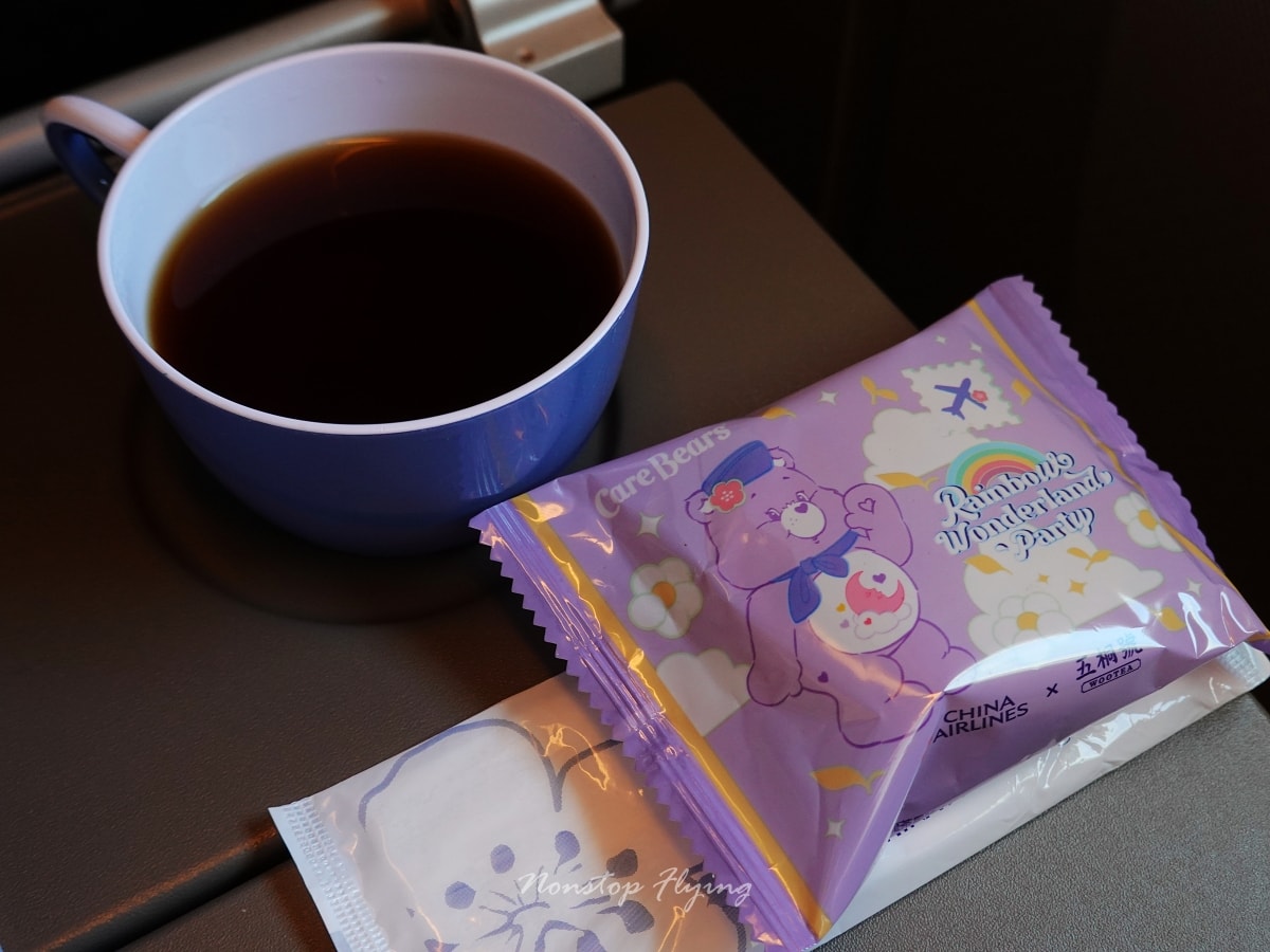 2025.12.10 中華航空 CI501 台北-上海 777-300ER飛行記錄