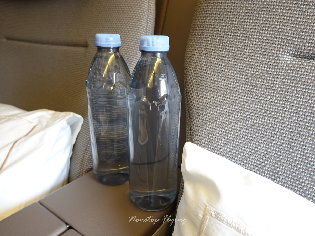2026.01.09 國泰航空 CX450 台北-東京 777-300 商務艙飛行記錄