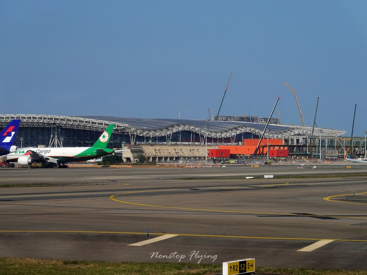 2026.01.09 國泰航空 CX450 台北-東京 777-300 商務艙飛行記錄