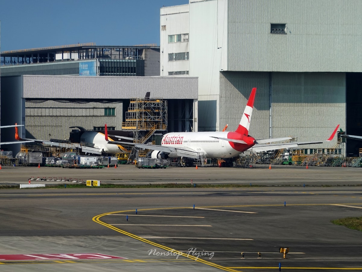 2026.01.09 國泰航空 CX450 台北-東京 777-300 商務艙飛行記錄