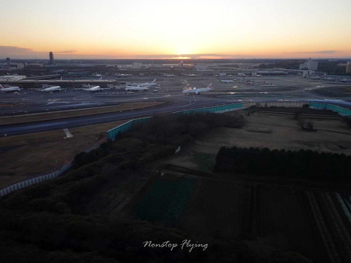 2026.01.09 國泰航空 CX450 台北-東京 777-300 商務艙飛行記錄