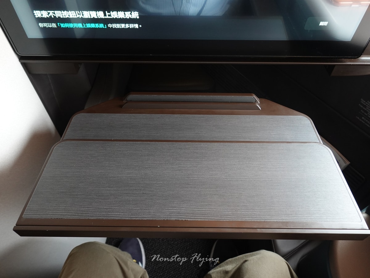 2026.02.05 國泰航空 CX489 台北-香港 777-300ER 爾雅商務艙Aria Suite 飛行記錄
