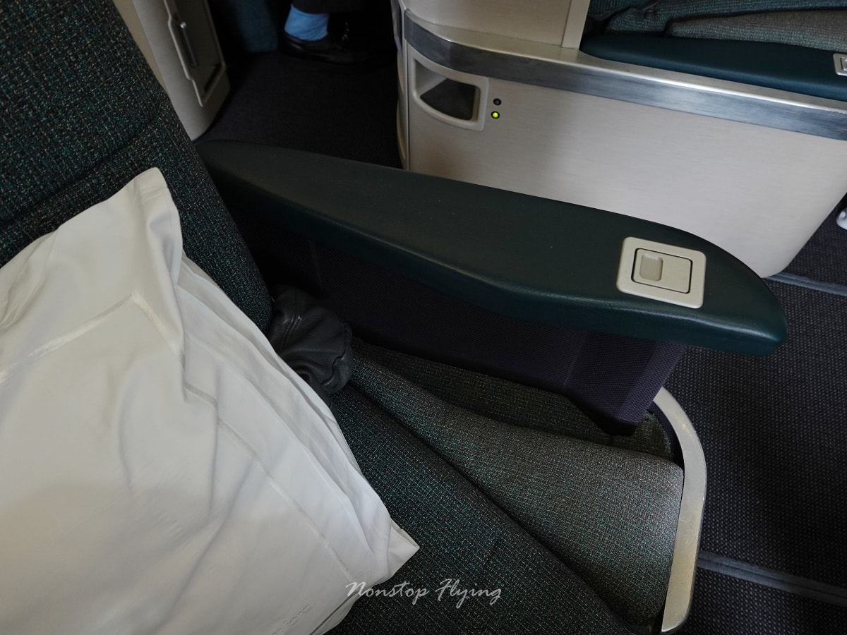 2026.02.08 國泰航空 CX776 雅加達-香港 A330-300 商務艙 飛行記錄 - 第46張圖 2026.02.08 國泰航空 CX776 雅加達-香港 A330-300 商務艙 飛行記錄