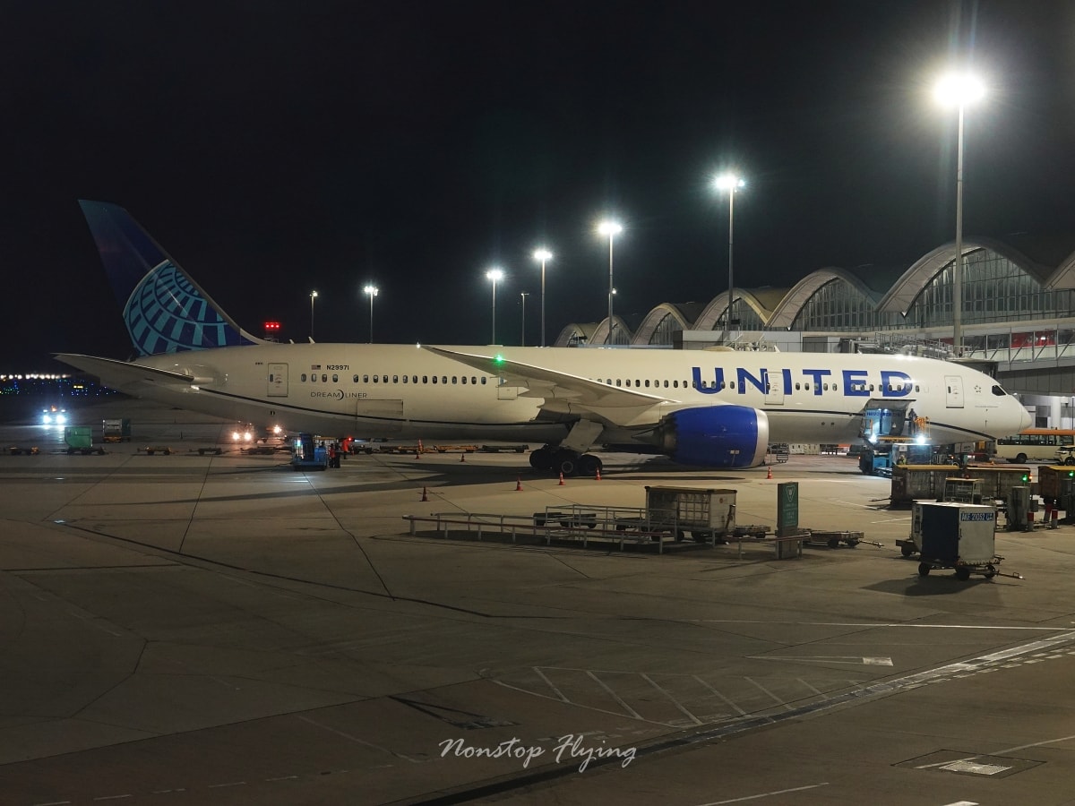 2026.02.08 國泰航空 CX408 香港-台北 A330-300 商務艙 飛行記錄 - 第12張圖 2026.02.08 國泰航空 CX408 香港-台北 A330-300 商務艙 飛行記錄
