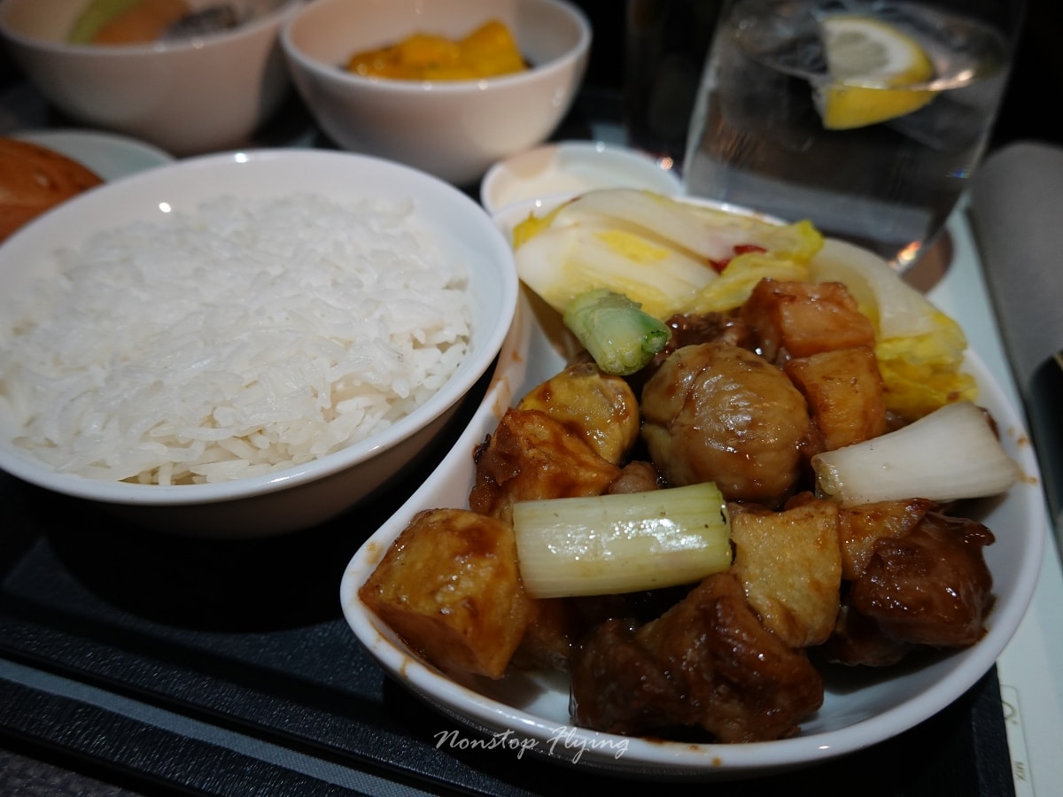 2026.02.08 國泰航空 CX408 香港-台北 A330-300 商務艙 飛行記錄 - 第33張圖 2026.02.08 國泰航空 CX408 香港-台北 A330-300 商務艙 飛行記錄
