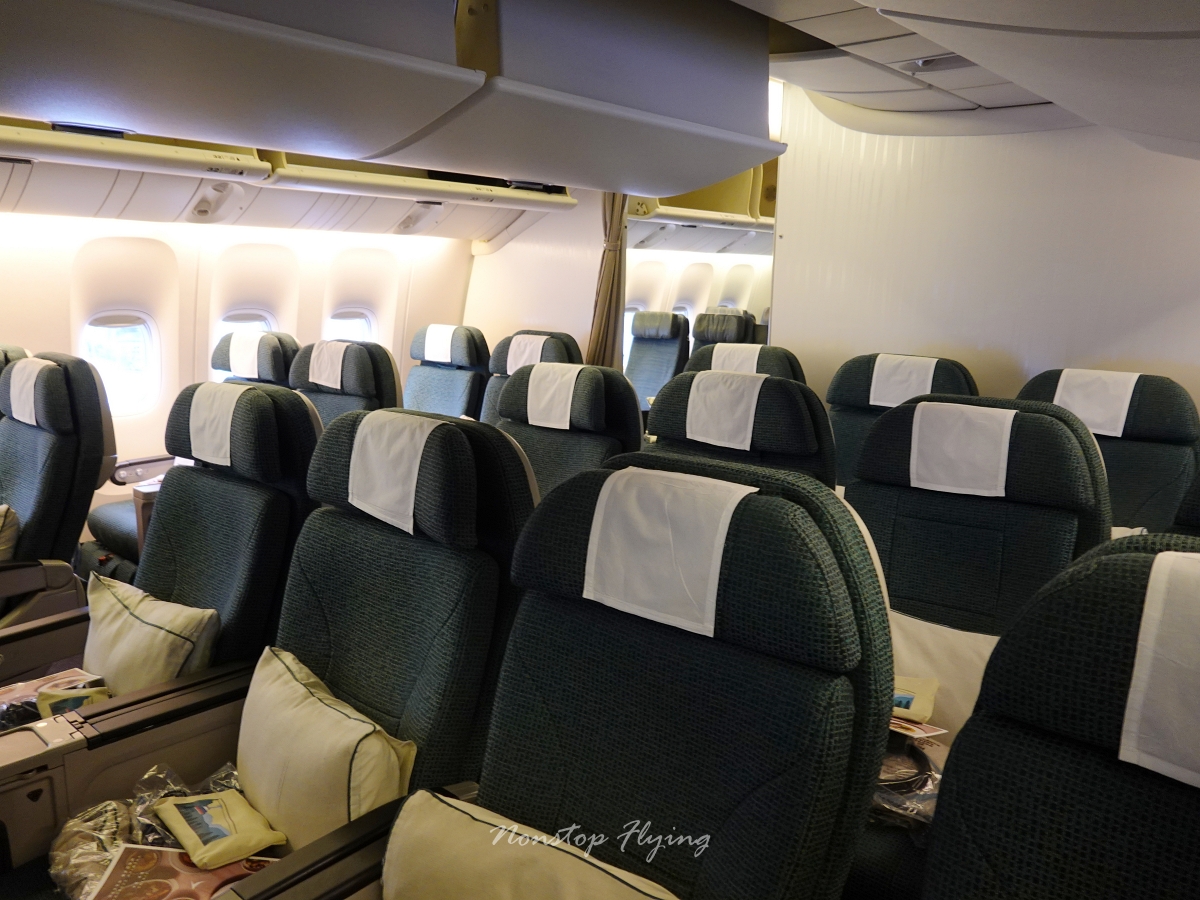 2026.04.07 國泰航空 CX882 香港-洛杉磯 777-300ER 特選經濟艙 飛行記錄 - 第19張圖 2026.04.07 國泰航空 CX882 香港-洛杉磯 777-300ER 特選經濟艙 飛行記錄