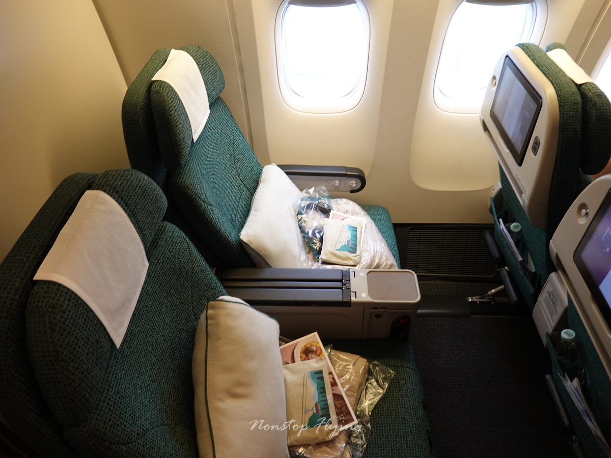2026.04.07 國泰航空 CX882 香港-洛杉磯 777-300ER 特選經濟艙 飛行記錄 - 第20張圖 2026.04.07 國泰航空 CX882 香港-洛杉磯 777-300ER 特選經濟艙 飛行記錄