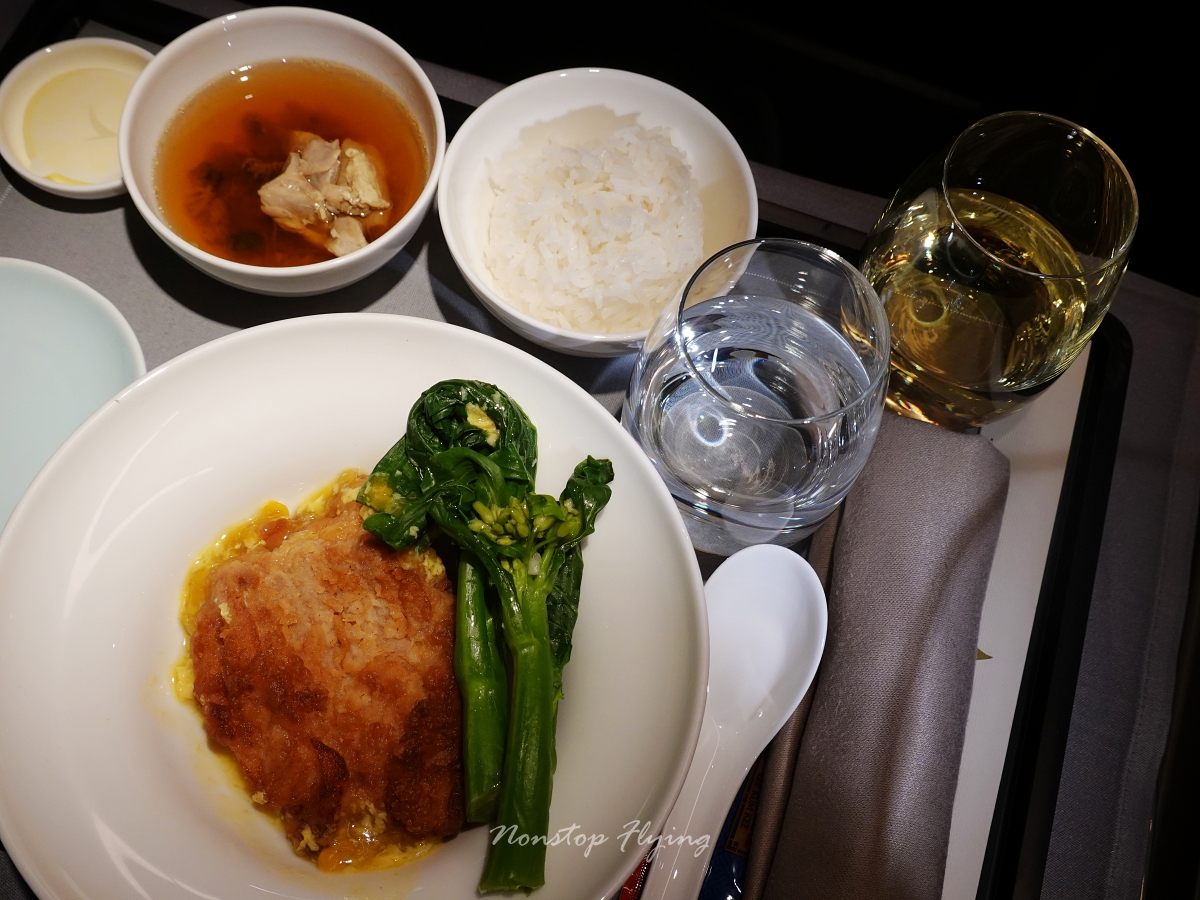 2026.04.19 國泰航空 CX883 洛杉磯-香港 777-300ER 商務艙 飛行記錄 - 第26張圖 2026.04.19 國泰航空 CX883 洛杉磯-香港 777-300ER 商務艙 飛行記錄